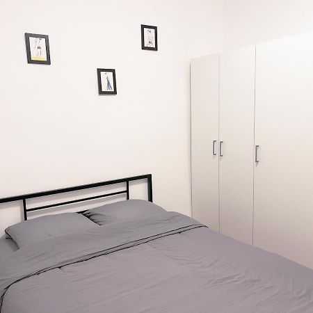 Charmant Appartement Proche De La Tour Eiffel パリ エクステリア 写真